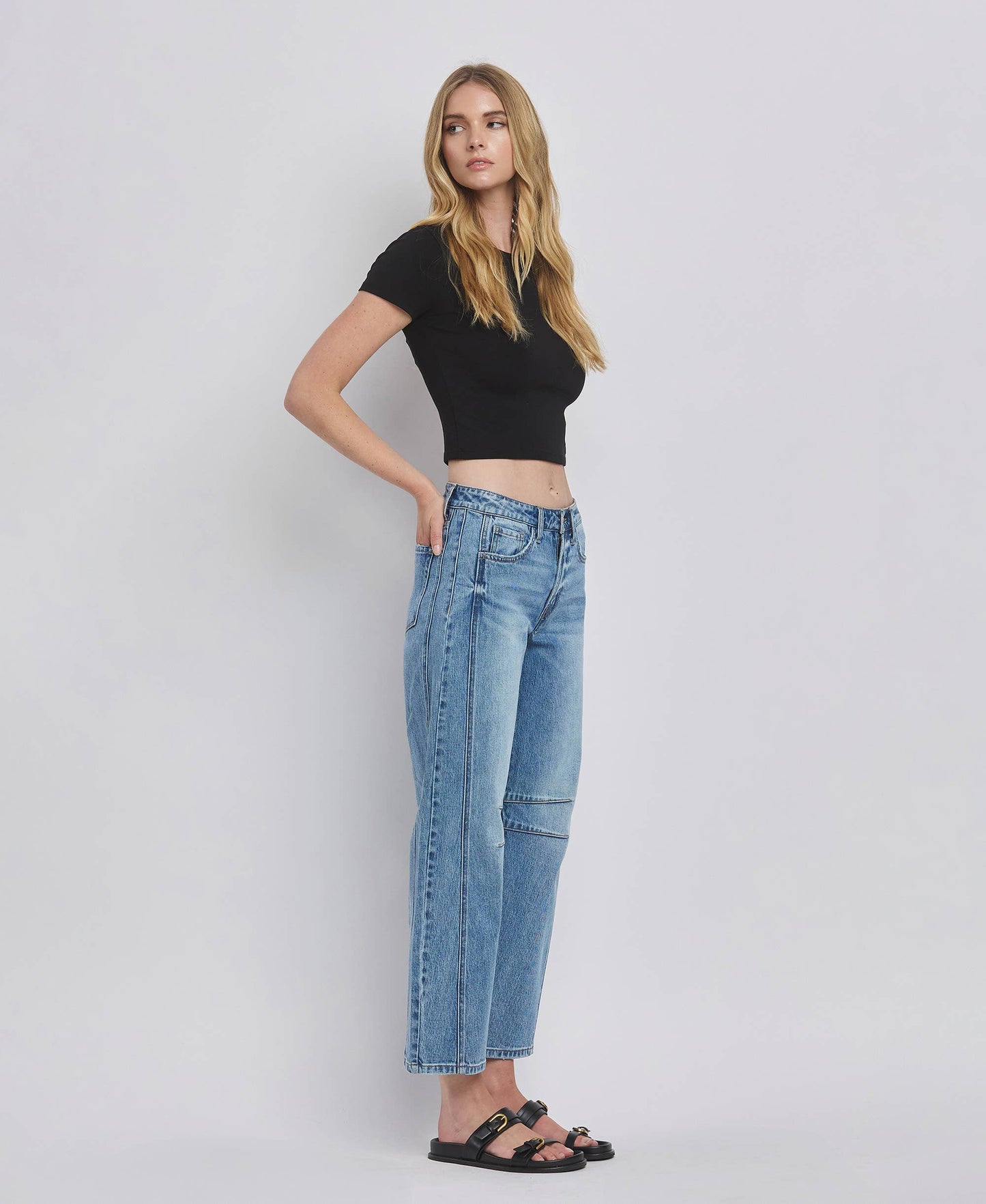 Cropped Barrel Leg Jeans