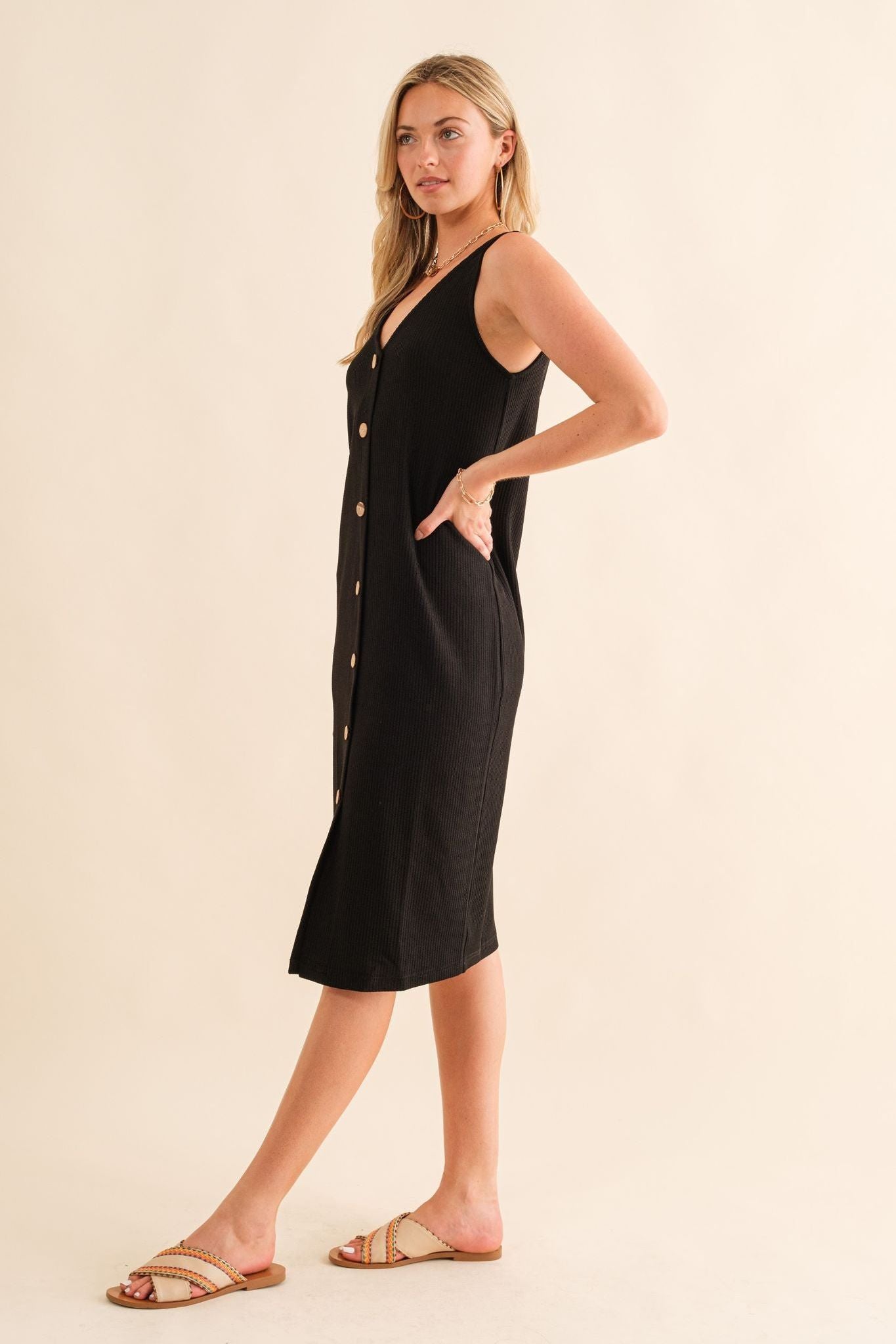 Ribbed Black Sleeveless Dress