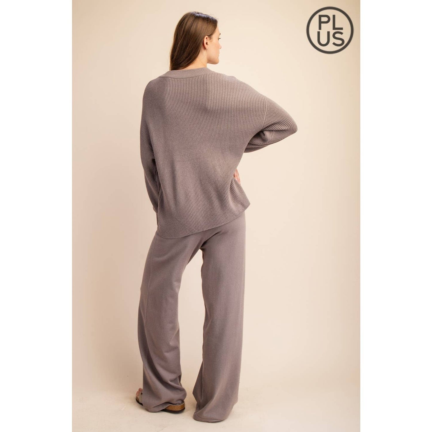 Holland & Bloom Plus Cozy Christmas Lounge Set