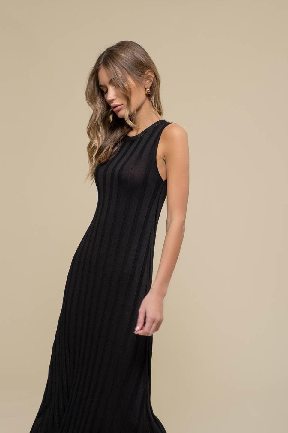 Round Neck Sleeveless Pleated Sweater Maxi Dress