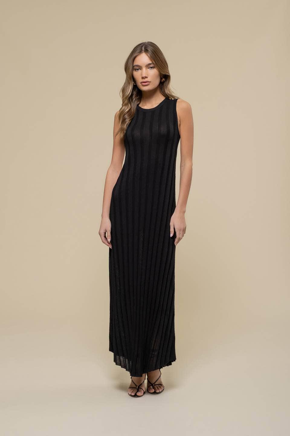 Round Neck Sleeveless Pleated Sweater Maxi Dress