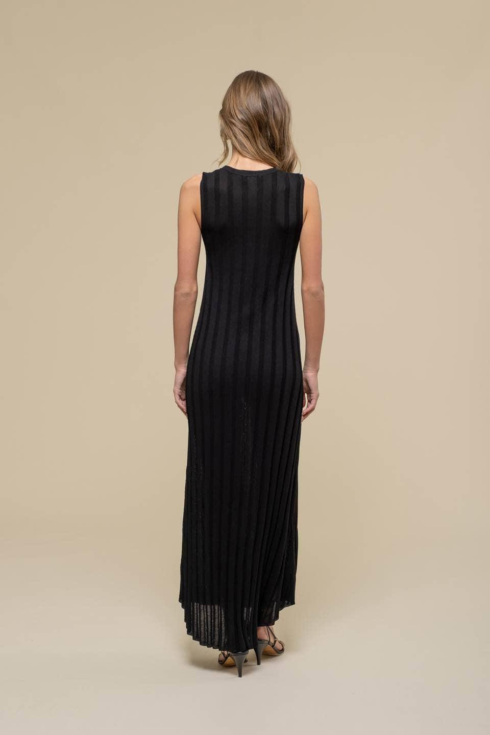 Round Neck Sleeveless Pleated Sweater Maxi Dress