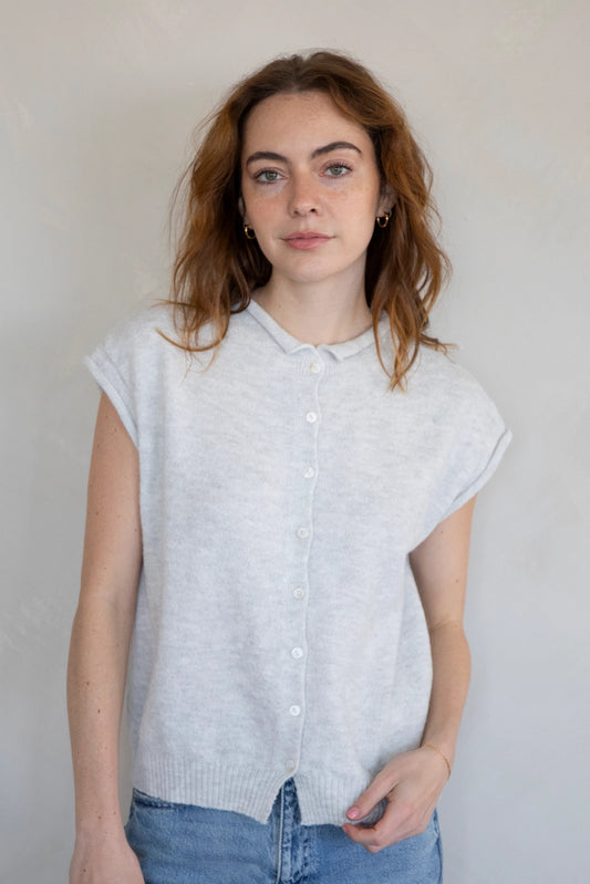 Relaxed Sleeveless Cardigan
